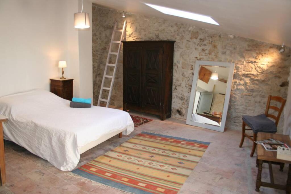 Character Filled House Overlooking The River Cesse Bize-Minervois Exterior foto
